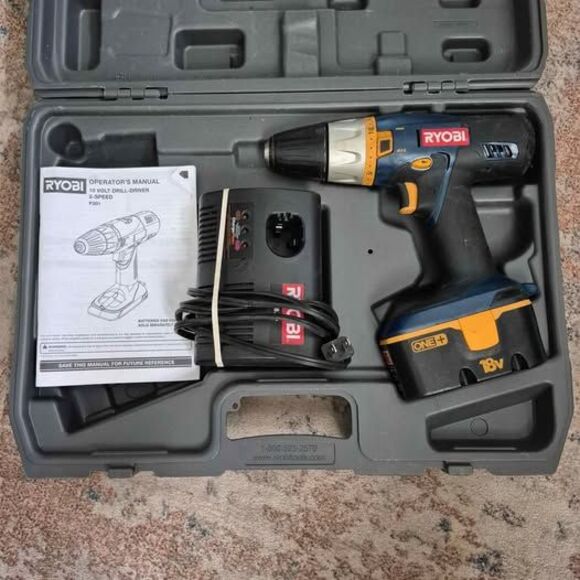Ryobi P201 - 1/2" 18V Drill/Driver w/ Battery, Charger & Carrying Case - Picture 1 of 8